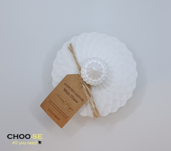 נר ריחני אריסטו לבן בזכוכית לבנה www.choo-se.co.il